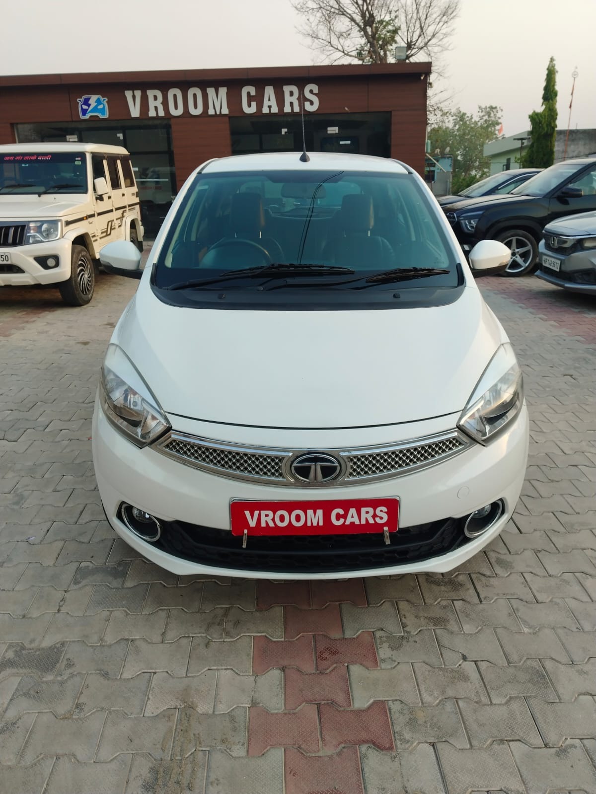 Tata Tiago XZ