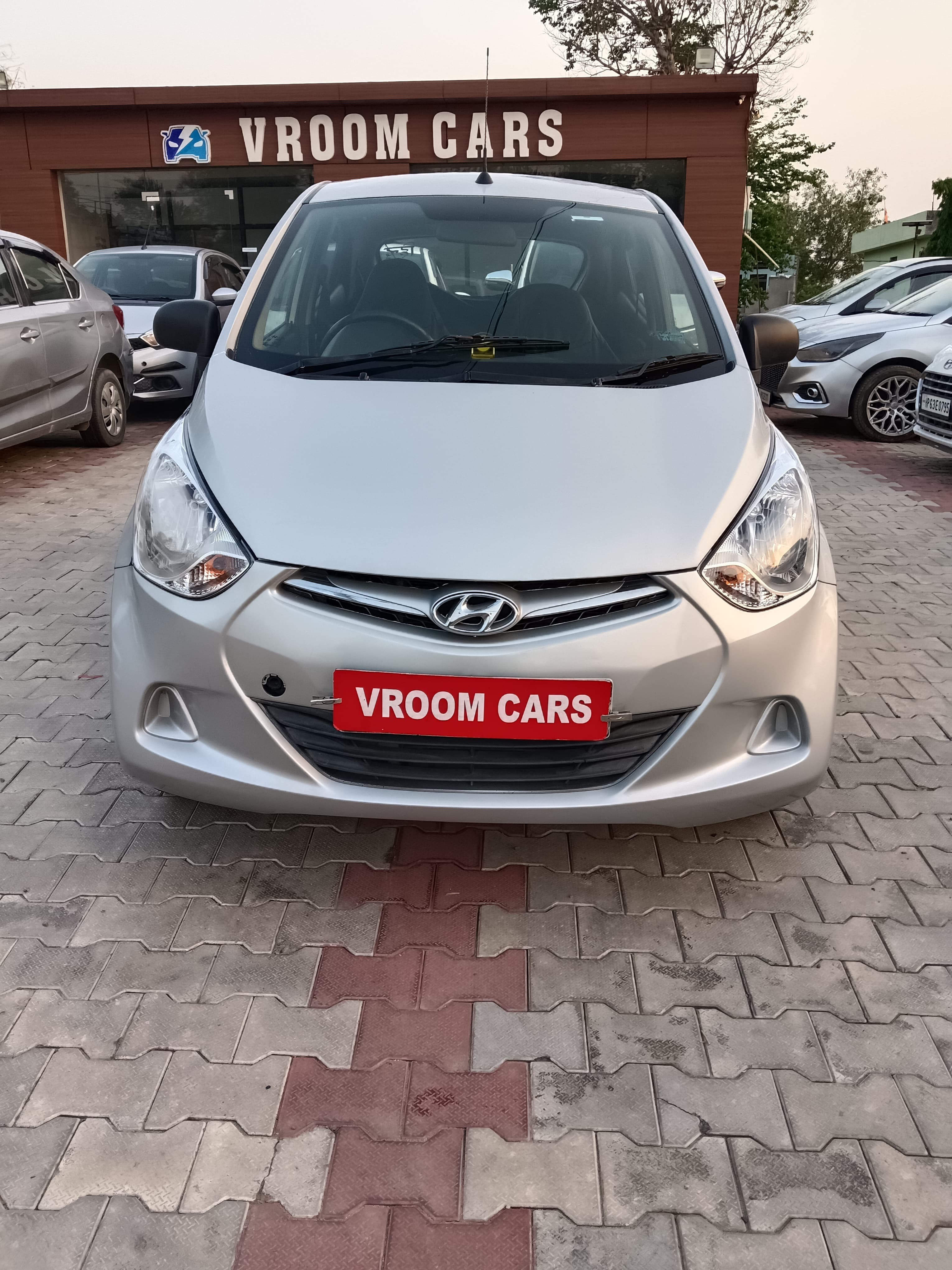 Hyundai EON MAGNA PLUS